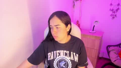 Elizabeth  online show from February 2026 01:18:02 PM