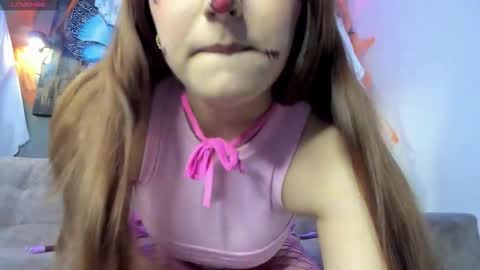 Snapshot of elizabeth_lamer chatting on October 2025 07:36:03 AM Elizabeth Lamer online show from October 2025 07:36:03 AM