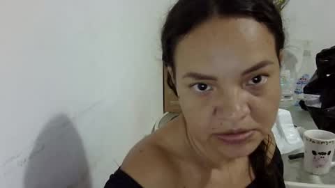 Elizabeth Martinez  online show from November 2025 07:16:02 PM