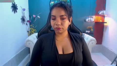 Elizabeth  online show from March 2026 11:25:01 AM