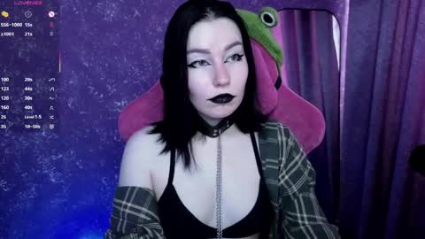 Snapshot of elizabethflowerr chatting on June 2026 02:50:02 AM Eli online show from June 2026 02:50:02 AM