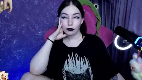 Snapshot of elizabethflowerr chatting on June 2026 03:22:01 PM Eli online show from June 2026 03:22:01 PM