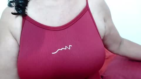 ElizabethMiler online show from April 2026 03:25:01 PM