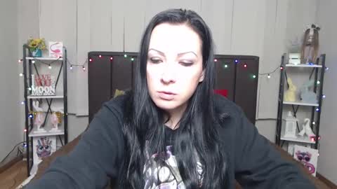 ElizabethSho online show from January 2025 09:15:01 PM