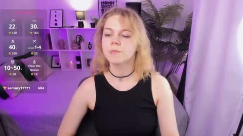 Snapshot of elizabethvane chatting on June 2026 01:28:02 AM Elizabeth online show from June 2026 01:28:02 AM