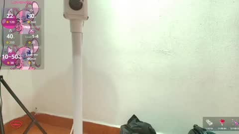 elizabetth_roman online show from April 2026 09:02:02 PM