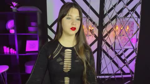 Snapshot of elizamild chatting on November 2025 02:16:01 PM Eliza online show from November 2025 02:16:01 PM