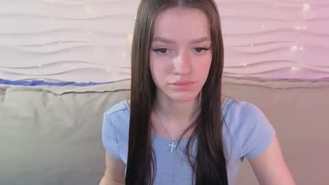 elizzza_ online show from March 2026 05:13:01 AM