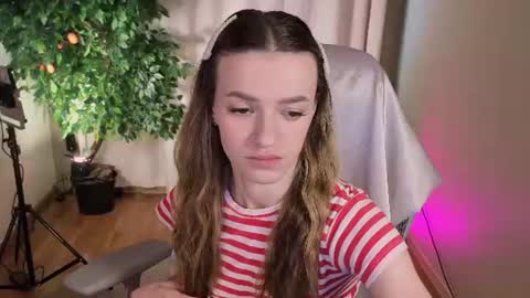 Snapshot of elizzza_ chatting on July 2026 05:13:01 AM elizzza_ online show from July 2026 05:13:01 AM