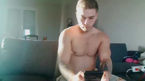 elkafit28 online show from November 2025 08:04:02 AM