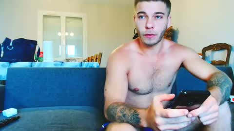 elkafit28 online show from May 2026 07:36:02 AM