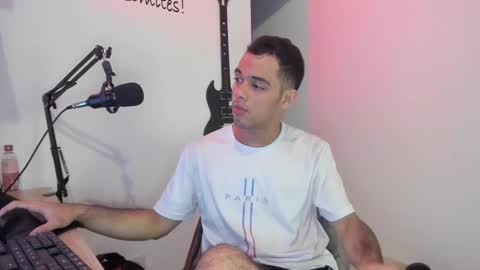 Snapshot of elkin_clark chatting on February 2026 02:57:01 PM Elkin Clark online show from February 2026 02:57:01 PM