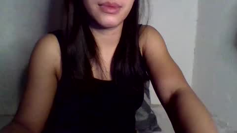 ella_babe25 online show from March 2026 08:41:02 PM