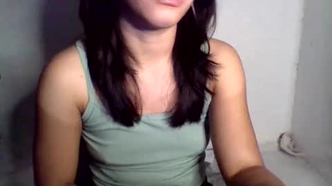 ella_babe25 online show from April 2026 10:04:02 PM