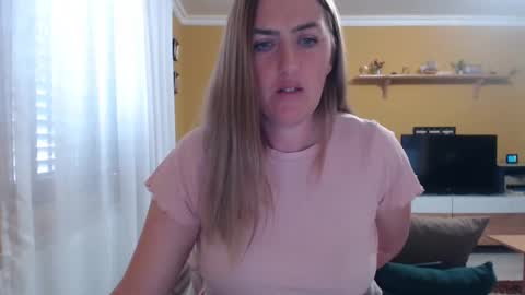 Ella  Max online show from March 2025 08:04:02 AM