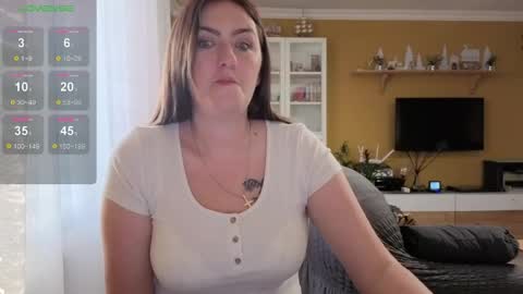 Snapshot of ella_max_live chatting on March 2026 06:17:01 AM Ella Max online show from March 2026 06:17:01 AM