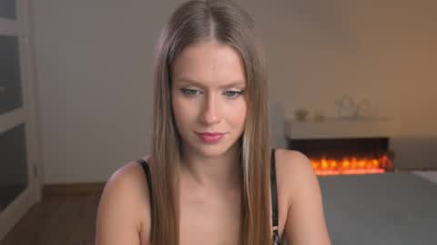 Snapshot of ella_twinkle chatting on February 2026 07:46:01 PM Ella online show from February 2026 07:46:01 PM