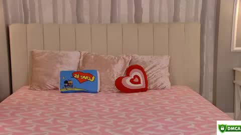 Ella online show from May 2026 04:52:02 AM