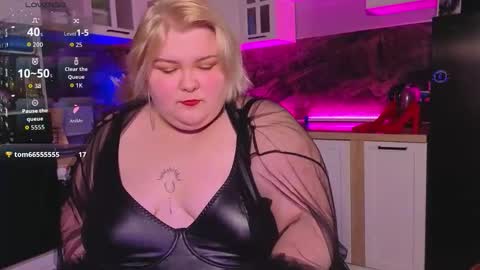 ellagoddes online show from March 2026 02:50:01 PM