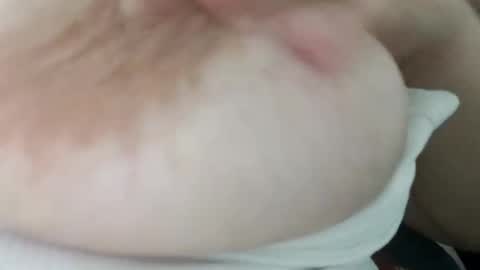 Snapshot of ellajossie chatting on October 2025 08:48:01 AM Ella online show from October 2025 08:48:01 AM