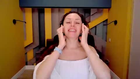 EllaLongs online show from February 2025 12:29:02 PM