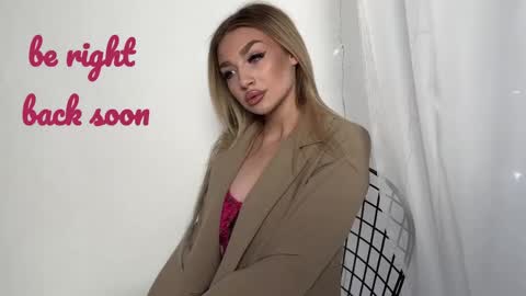 Snapshot of ellamilla chatting on April 2026 01:34:01 PM ellamilla online show from April 2026 01:34:01 PM