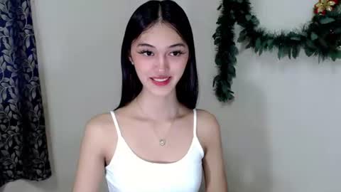 ELLA online show from October 2025 11:48:02 PM