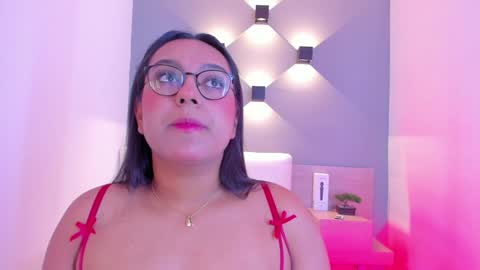 Snapshot of ellamontoya chatting on January 2025 04:39:02 AM Ella online show from January 2025 04:39:02 AM