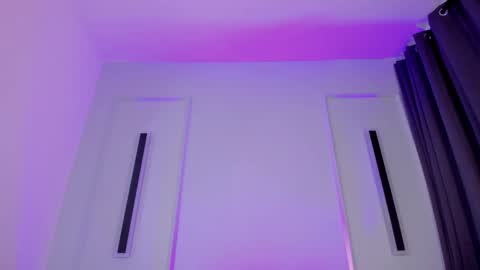 Ella online show from November 2025 12:16:02 PM