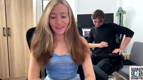 Snapshot of ellcrys chatting on February 2025 03:56:02 AM im Elsa lets go Subscribe to my OF and Youtube -35 online show from February 2025 03:56:02 AM