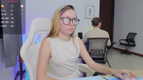 Snapshot of ellcrys chatting on October 2025 10:08:02 PM im Elsa lets go Subscribe to my OF and Youtube -35 online show from October 2025 10:08:02 PM