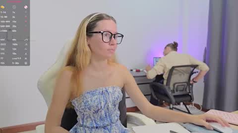 Snapshot of ellcrys chatting on October 2025 09:46:01 PM im Elsa lets go Subscribe to my OF and Youtube -35 online show from October 2025 09:46:01 PM