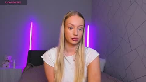 elldiana online show from June 2026 02:49:01 AM
