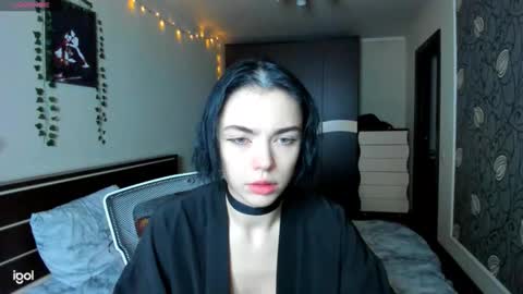 Luna online show from October 2025 10:06:01 AM