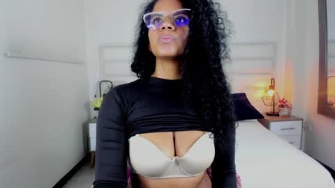  Ellie   online show from February 2025 02:58:01 PM