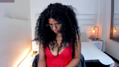  Ellie   online show from February 2025 03:26:01 PM