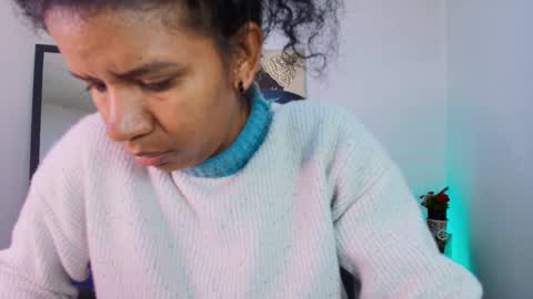  Ellie   online show from September 2025 12:16:01 PM