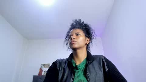  Ellie   online show from October 2025 11:54:02 AM