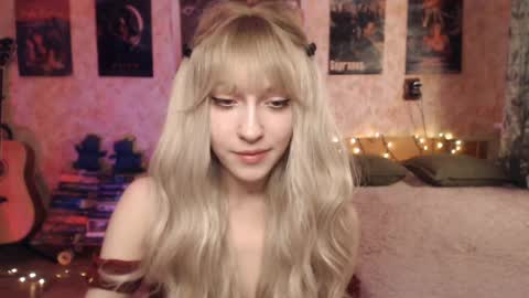ellie_friendly online show from January 2025 12:17:02 AM