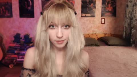 ellie_friendly online show from February 2025 12:12:01 PM
