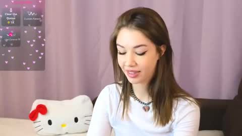 ellie online show from October 2025 07:58:01 PM