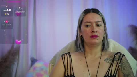 Ellie Ramos online show from April 2026 02:01:01 PM