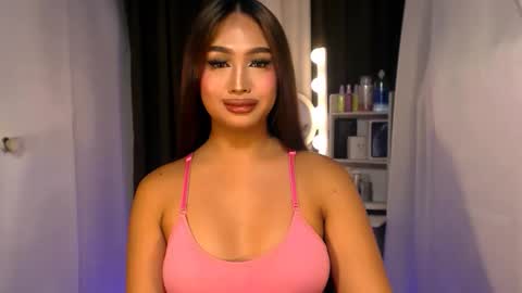 ellie online show from March 2026 02:17:02 AM