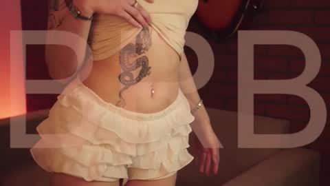 elliecutes online show from February 2026 08:40:02 AM