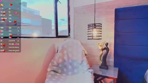 Snapshot of elliee_alves chatting on January 2026 12:44:02 PM elliee_alves online show from January 2026 12:44:02 PM