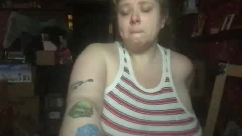 Ellie Louise online show from June 2026 07:59:01 PM
