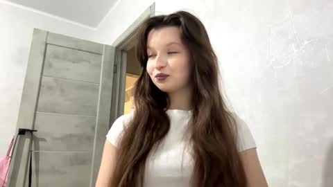 Ellie online show from December 2025 12:32:01 PM