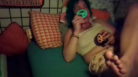 Elliohh online show from May 2026 04:50:02 AM