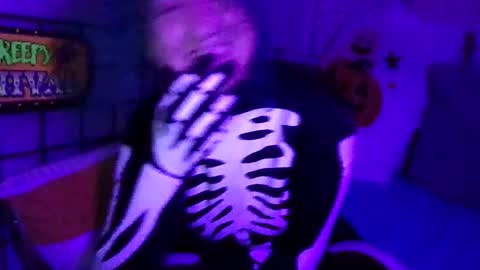 Elliohh online show from May 2026 05:08:01 PM