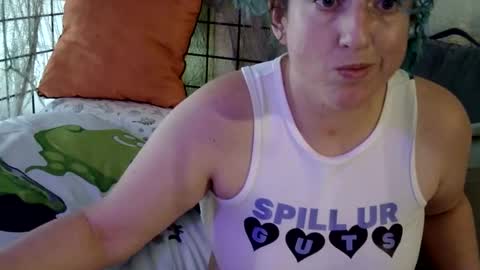 Elliohh online show from May 2026 04:23:02 PM